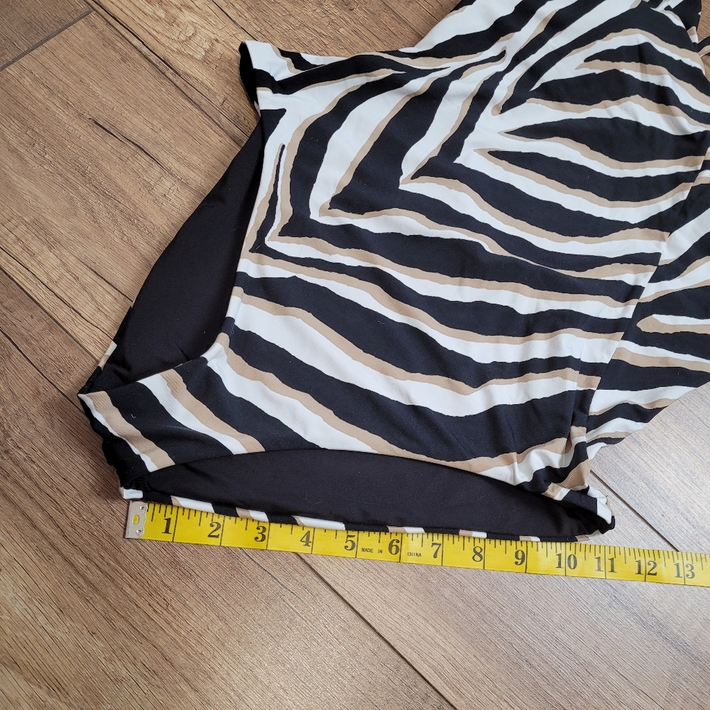 Trina Turk VIVANT ONE SHOULDER black tan white Asymmetrical One Piece swim suit - Picture 14 of 15